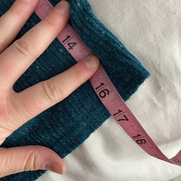 Modcloth Teal with Multicolor Knit Cropped Long Sleeve Turtle Neck Size Medium - Picture 4 of 7